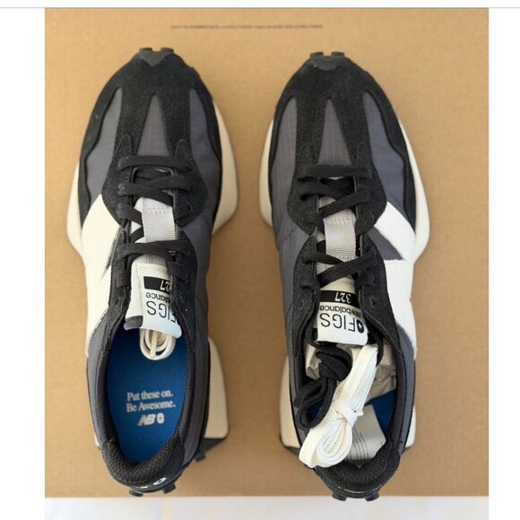 Figs New Balance 327 in Black, Size 8 - Picture 4 of 11